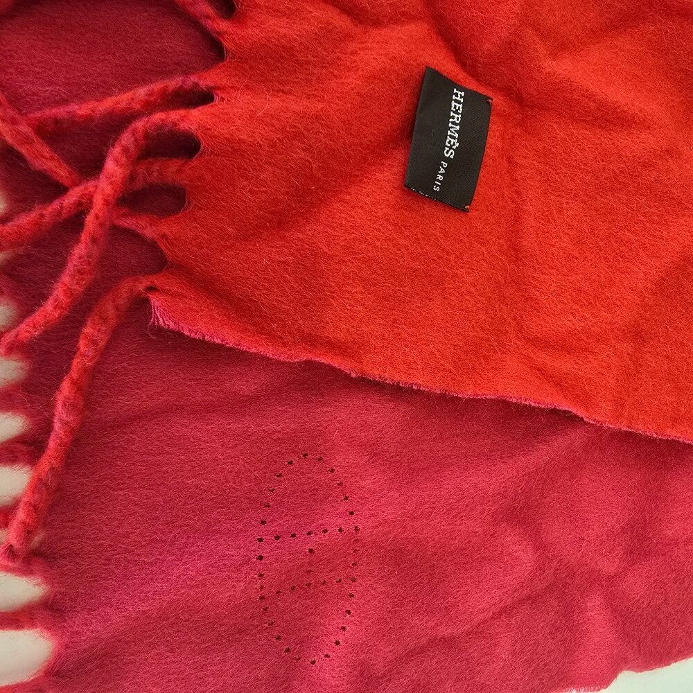 Hermès Scarf - Picture 3 of 6